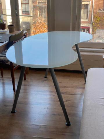 IKEA Galant Bureau met Glazen Blad - afbeelding 1