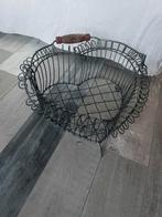 Leuk draadmandje in hart vorm, Overige materialen, Mand, Ophalen of Verzenden, Zo goed als nieuw