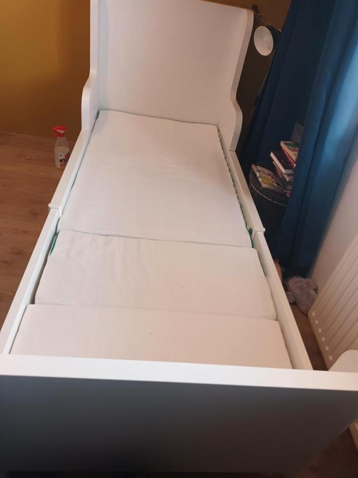 Ikea meegroeibed wit, Huis en Inrichting, Slaapkamer | Bedden, Zo goed als nieuw, Eenpersoons, 90 cm, Hout, Wit, Ophalen