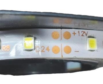 Ledstrip 3 meter koud wit 12V en kabels. beschikbaar voor biedingen