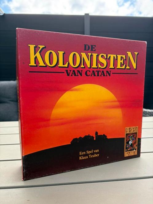 De Kolonisten van Catan // Basisspel - houten editie, Hobby en Vrije tijd, Gezelschapsspellen | Kaartspellen, Gebruikt, Ophalen of Verzenden