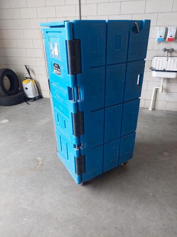 Vries container beschikbaar voor biedingen
