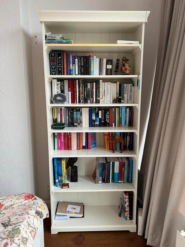 Ikea LIATORP Boekenkast - Wit, Huis en Inrichting, Kasten | Boekenkasten, Zo goed als nieuw, 50 tot 100 cm, 200 cm of meer, 25 tot 50 cm
