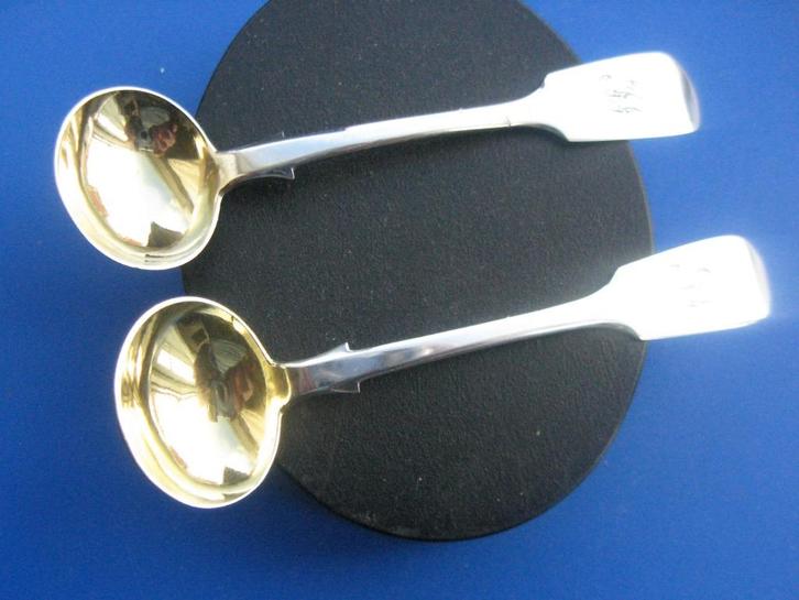 Zilveren sterling mosterd lepeltjes goud verguld., Antiek en Kunst, Antiek | Bestek, Verzenden