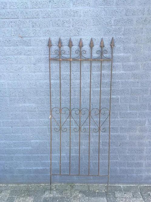Prachtig sierhekwerk met Franse lelie, Tuin en Terras, Tuinhekken en Hekwerk, Zo goed als nieuw, Sierhekwerk, IJzer, Ophalen