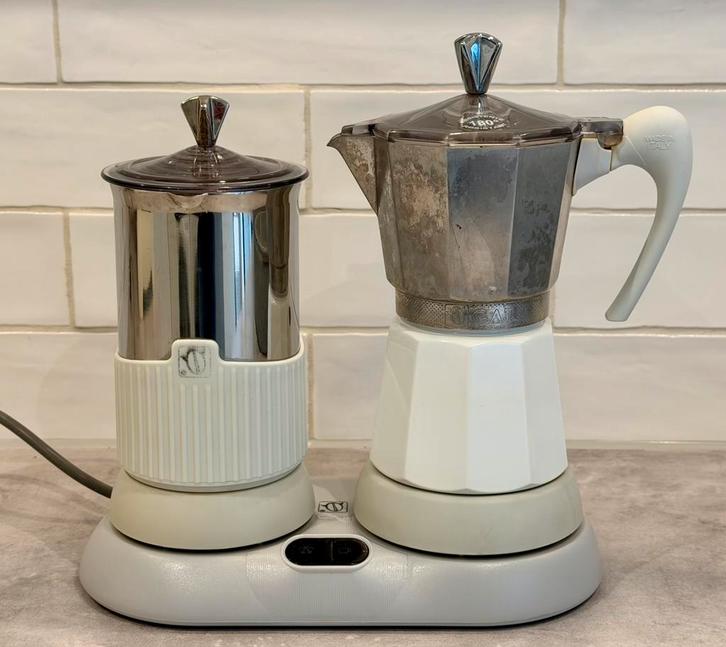 G.A.T. Spa Electric Coffee Maker met melkopschuimer., Witgoed en Apparatuur, Koffiezetapparaten, Gebruikt, Gemalen koffie, Espresso apparaat