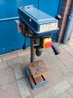 Quantum Kolomboormachine - Tafelmodel, Doe-het-zelf en Verbouw, Gereedschap | Boormachines, Ophalen, Gebruikt, Variabele snelheid