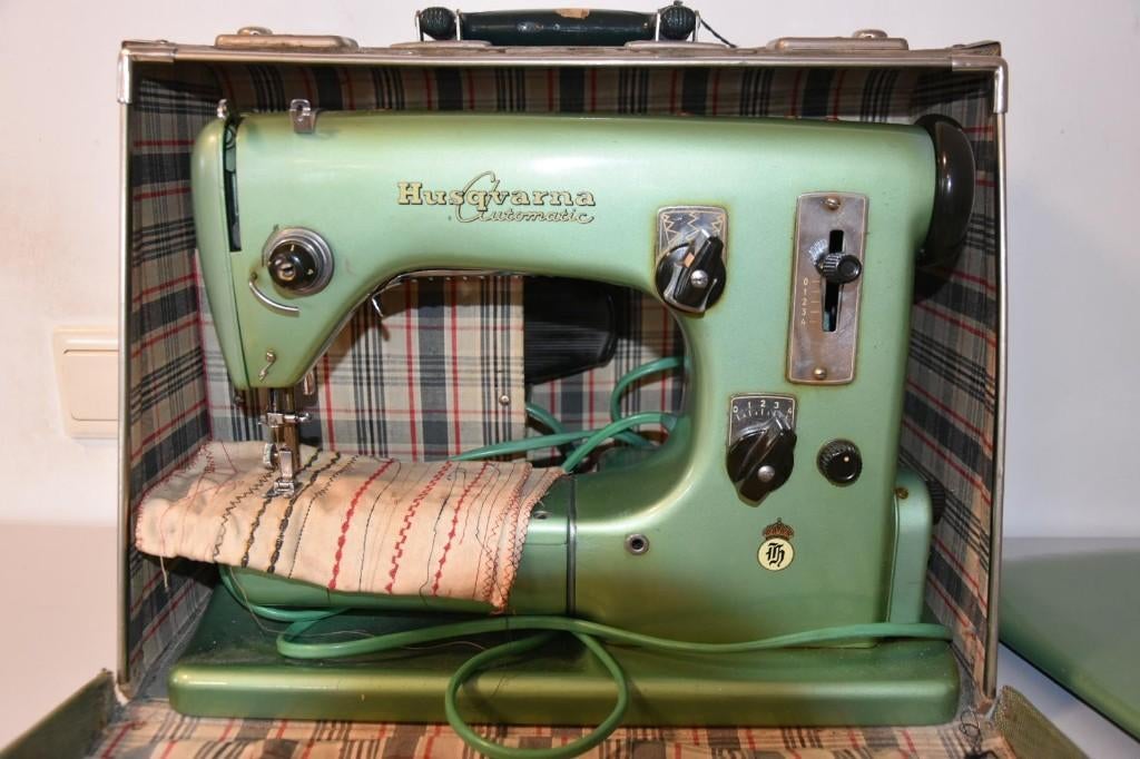 Husqvarna Automatic CI 21 vintage naaimachine, Ophalen of Verzenden