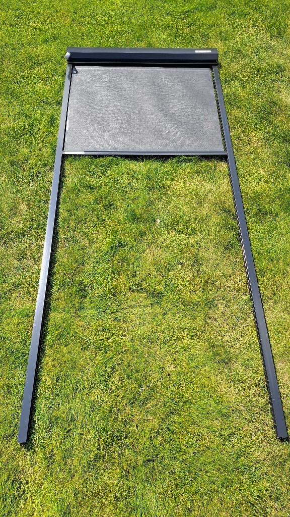 1 screen NIEUW in doos ( verkeerde afmeting) bieden, Tuin en Terras, Zonneschermen, Nieuw, Ophalen of Verzenden, Minder dan 250 cm