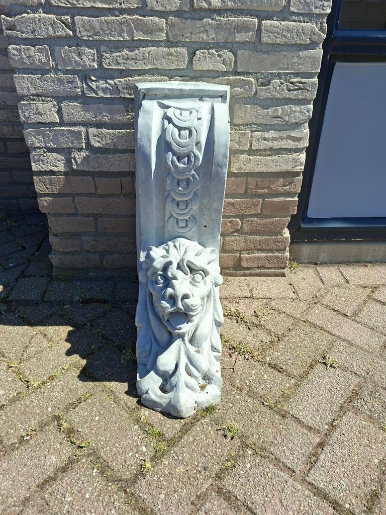 2 Betonnen Ornamenten met Leeuwenkop - 53x25x58 cm, Ophalen, Gebruikt, Beton, Dierenbeeld