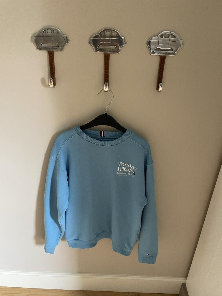Trui licht blauw maat 140 Tommy Hilfiger, Kinderen en Baby's, Kinderkleding | Maat 140, Ophalen, Trui of Vest, Jongen, Tommy Hilfiger