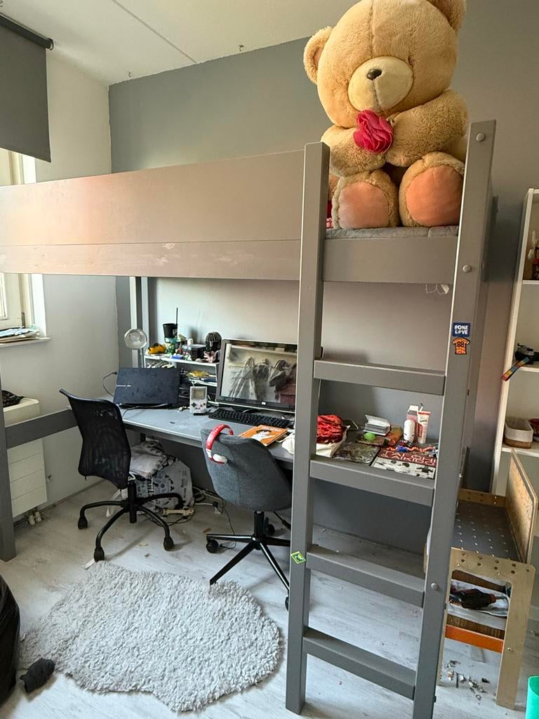 Hoogslaper met bureau - Petit Amelie, Kinderen en Baby's, Kinderkamer | Bedden, Gebruikt, 180 cm of meer, 85 tot 100 cm, Hoogslaper of Stapelbed