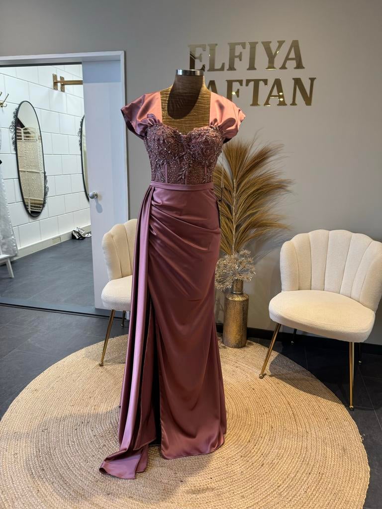 Elegante Galajurk/Cocktailjurk - Off Shoulder, Ophalen of Verzenden, Nieuw, Maat 36 (S), Galajurk