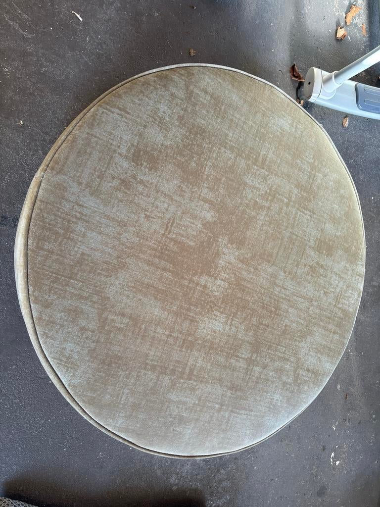 Poef vt wonen, zgan, Ophalen, Rond, Minder dan 50 cm, Zo goed als nieuw