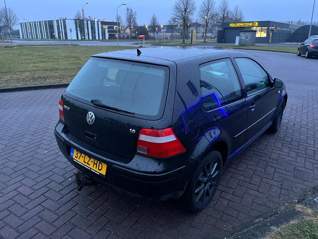 Volkswagen Golf 1.6-16V Ocean, Voorwielaandrijving, 4 cilinders, Handgeschakeld, Euro 4
