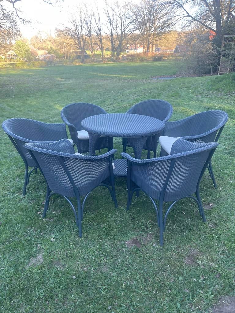 Prachtige Lloyd Loom Tuinset – Ronde Tafel + 6 Stoelen, Ophalen, Gebruikt, Eettafel, 6 zitplaatsen
