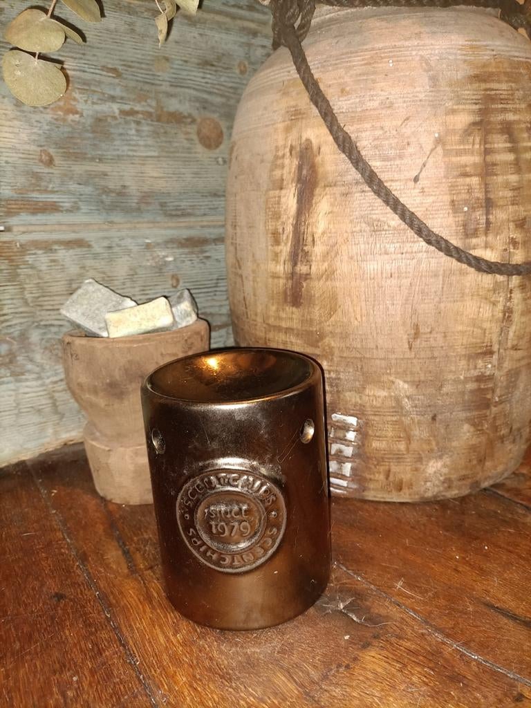 Scentships geur brander olie brander MOET WEG
Bruin brons, Overige materialen, Gebruikt, Bruin, .