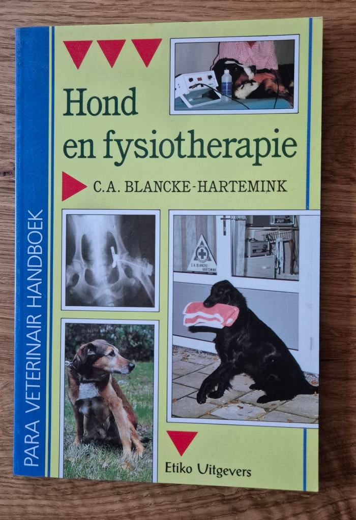 Hondenfysiotherapie boek, Ophalen of Verzenden, Gebruikt