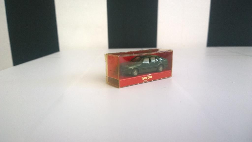 Herpa opel ascona hatchback, Hobby en Vrije tijd, Modelauto's | 1:87, Ophalen, Nieuw, Auto, Herpa