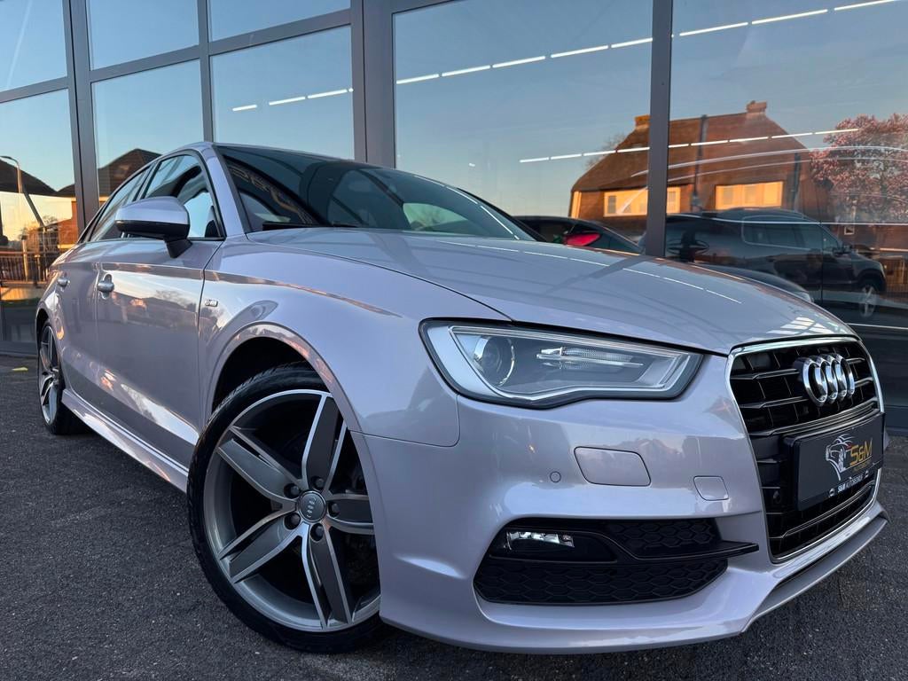 Audi A3 Limousine 1.4 TFSI CoD Ambition 2X S-line, Gebruikt, Zwart, 4 cilinders, Origineel Nederlands