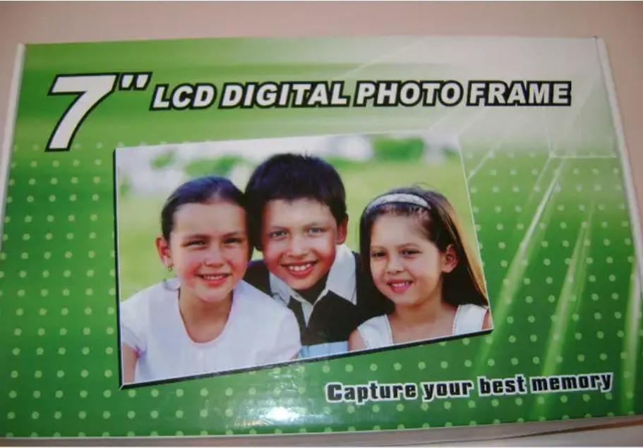 Digitale fotolijst fotoframe 7 inch LCD Astellas, Afstandsbediening, Zo goed als nieuw, Kleiner dan 8 inch, 1 tot 2 GB