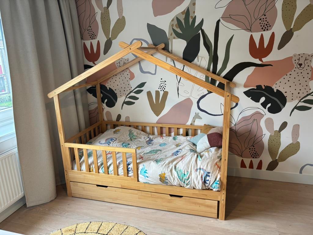 Bedhuisje 160 x 80 cm, Kinderen en Baby's, Kinderkamer | Bedden, Ophalen, Zo goed als nieuw, 140 tot 160 cm, 70 tot 85 cm