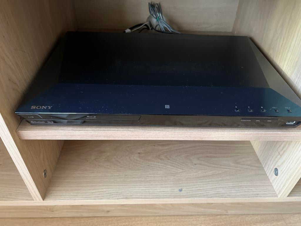 Sony Blu-ray Disc/DVD Home Theatre System BDV-E2100, Ophalen, Zo goed als nieuw, Sony