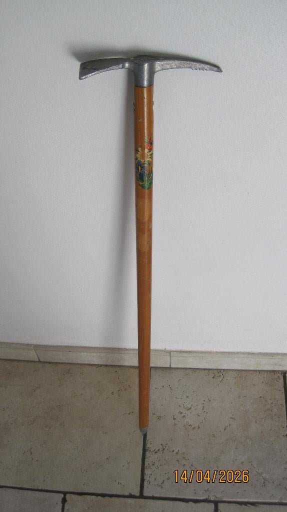 Wandelstok met pikhouweel/ijsbijl., Ophalen of Verzenden, Gebruikt