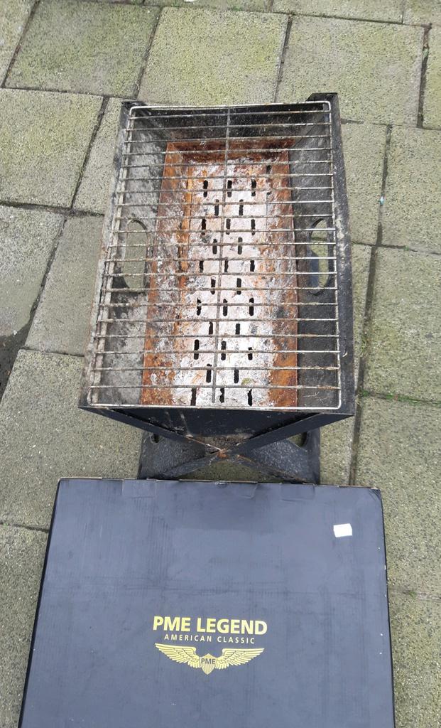 Barbecue set. Opvouwbare. Gratis ophalen., Ophalen, Gebruikt, PME LEGEND