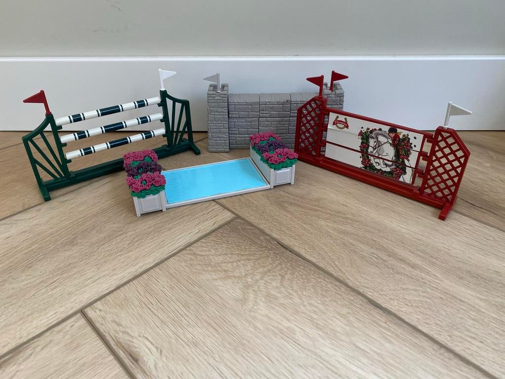 Schleich Springparcours met 4 hindernissen, Ophalen of Verzenden, Gebruikt, Jongen of Meisje