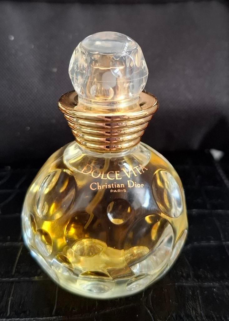 Dior Dolce Vita Eau de Toilette 30 ml, Sieraden, Tassen en Uiterlijk, Verzenden, Zo goed als nieuw