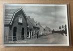 Ochten Ambachtstraat - Oude Ansichtkaart, Verzamelen, Ansichtkaarten | Nederland, Verzenden, 1940 tot 1960, Ongelopen, Gelderland