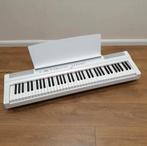 Yamaha p121B digitale piano keyboard, Ophalen of Verzenden, Zo goed als nieuw