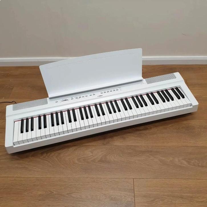 Yamaha p121B digitale piano keyboard, Muziek en Instrumenten, Keyboards, Zo goed als nieuw, Ophalen of Verzenden