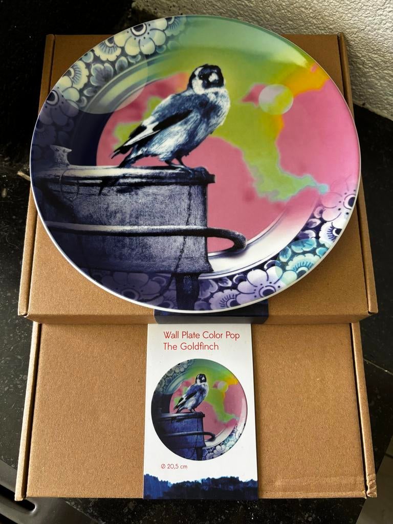Wandbord Color Pop The Goldfinch 20,5 cm, Nieuw, Ophalen of Verzenden, Bord(en), Overige stijlen