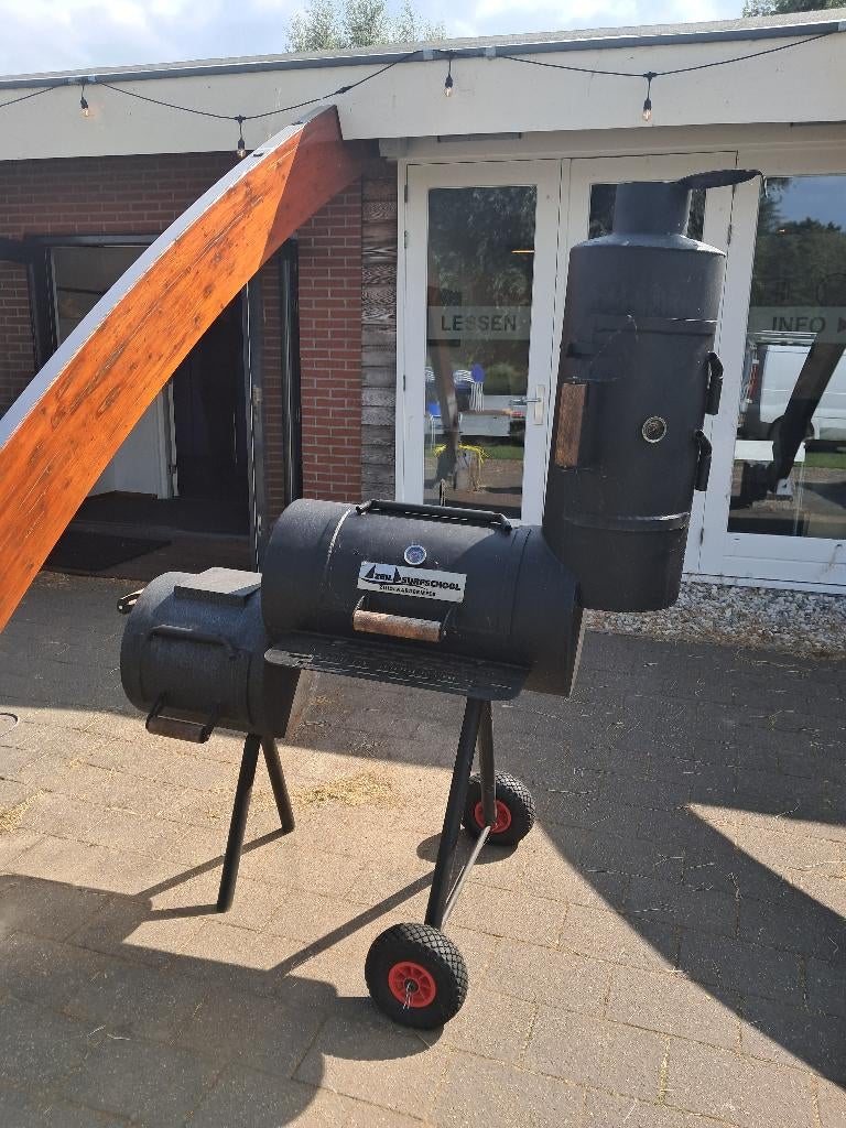 Custom made smoker, Ophalen, Gebruikt