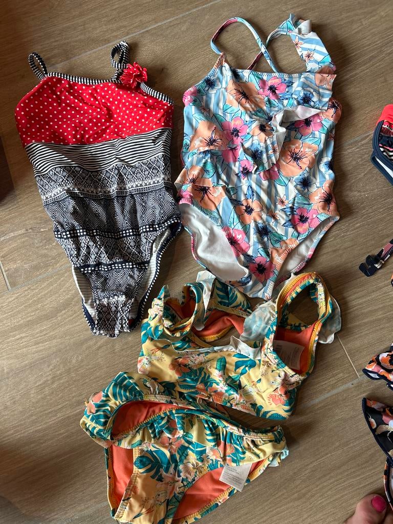 Diverse badkleding voor meisjes, Kinderen en Baby's, Babykleding | Baby-zwemkleding, Gebruikt, Overige maten, Ophalen of Verzenden
