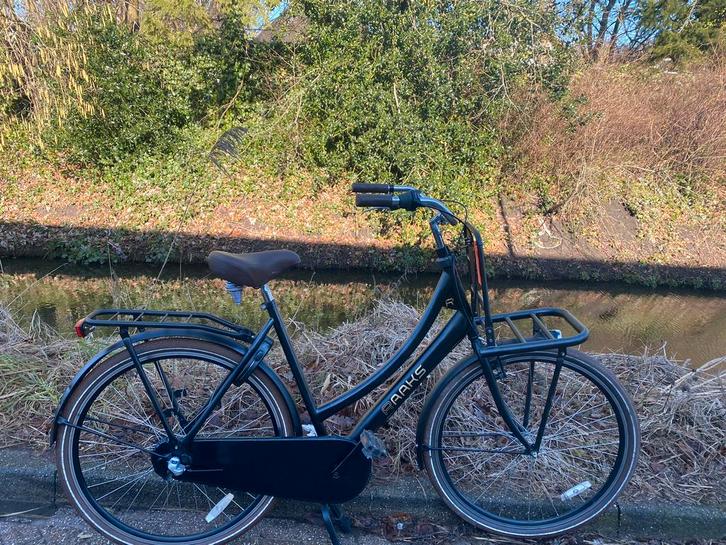 Raaks transport damesfiets, Fietsen en Brommers, Fietsen | Dames | Omafietsen, Zo goed als nieuw, 56 cm of meer, Ophalen