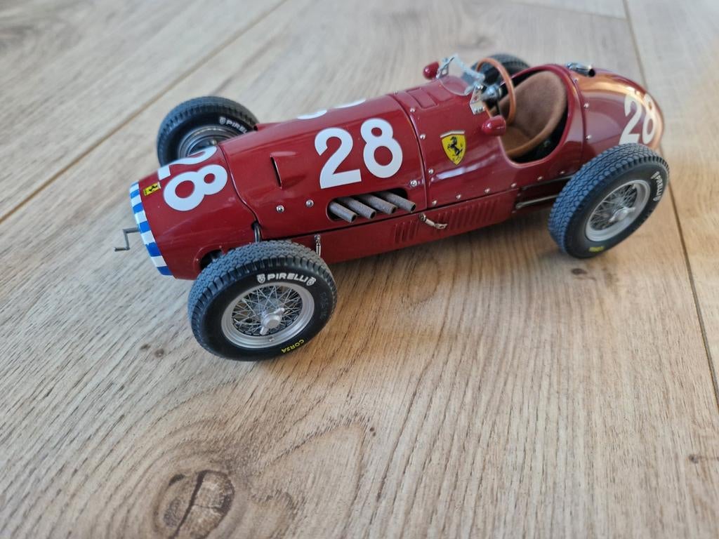 Gezocht Ferrari schaalmodellen, Hobby en Vrije tijd, Modelauto's | 1:18, Ophalen of Verzenden, Zo goed als nieuw, Overige merken