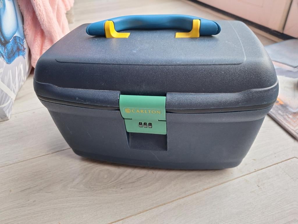 Beautycase carlton, Gebruikt, Blauw, Ophalen of Verzenden, Met slot