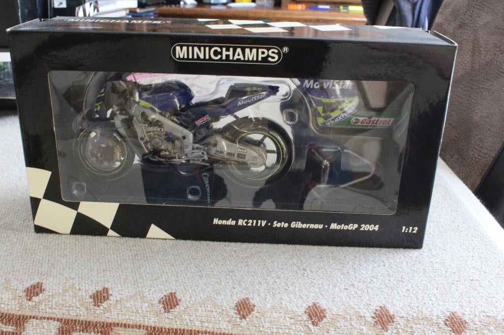 Model motor Honda RC211V Sete Gibernau, Ophalen of Verzenden, Nieuw, 1:9 t/m 1:12, Motor