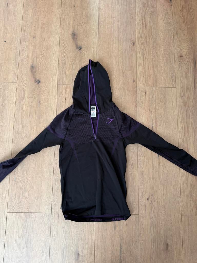 Gymshark hoodie zwart met paars, maat M, Kleding | Heren, Fitness, Maat 48/50 (M), Zwart, Nieuw