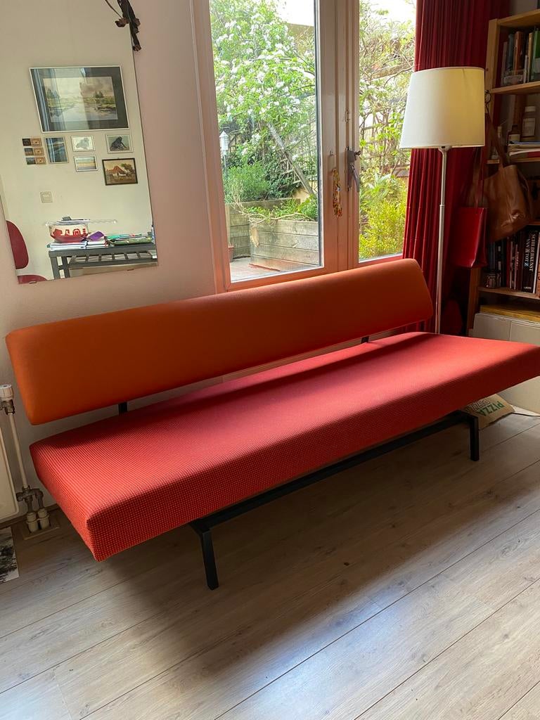 Martin visser zit/slaapbank oranje/rood, Ophalen of Verzenden, Gebruikt, Tweepersoons, Overige maten