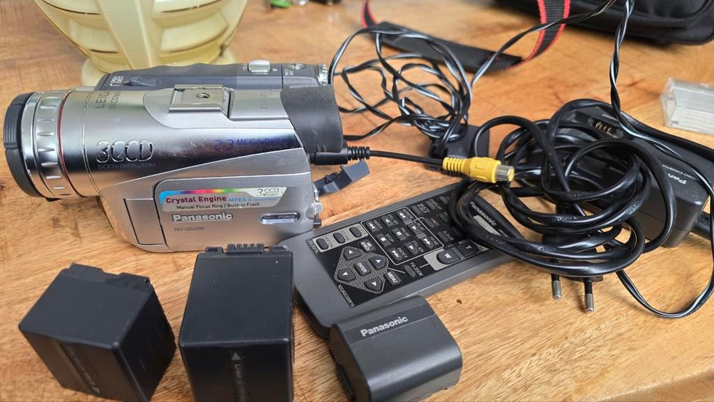 Panasonic NV-GS200 Videocamera met accessoires, Audio, Tv en Foto, Videocamera's Digitaal, Mini dv, Gebruikt, Panasonic, Camera