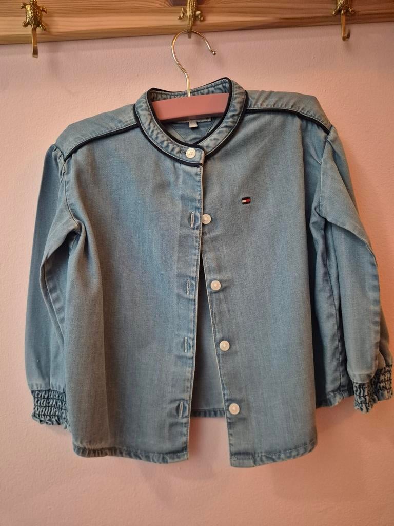Blauwe spijkerblouse maat 92 als nieuw, Kinderen en Baby's, Kinderkleding | Maat 92, Jongen of Meisje, Overhemd of Blouse, Ophalen of Verzenden