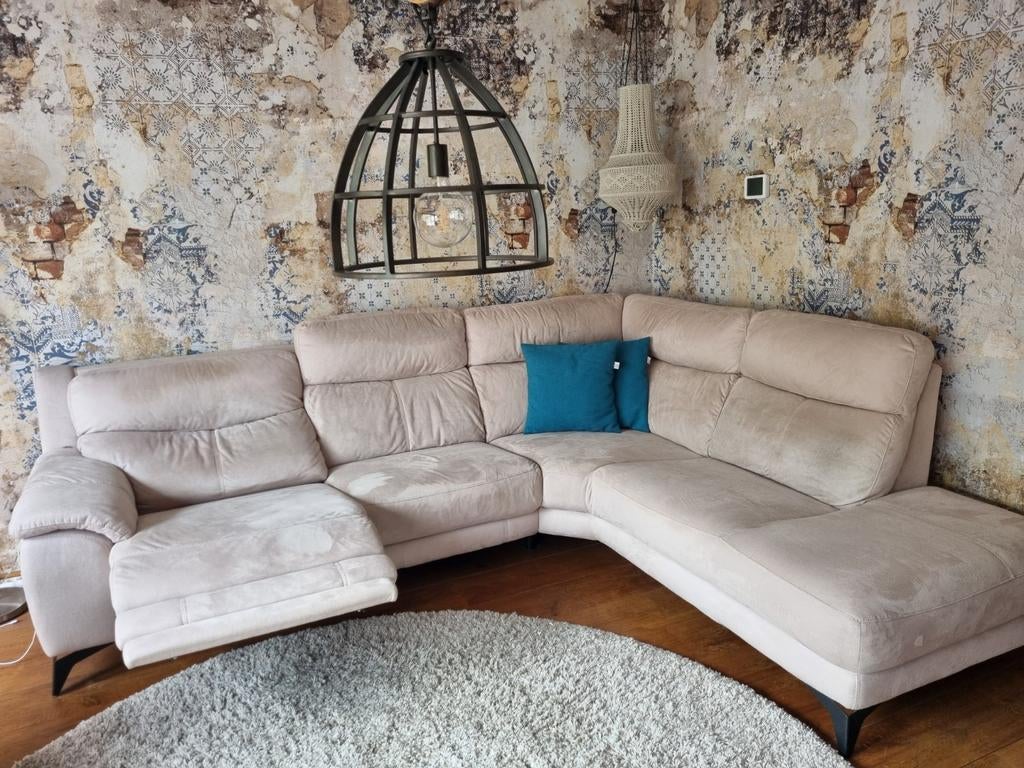 Comfortabele roomkleurige hoekbank met goede zit, Ophalen, Modern, Comfortabel, 250 tot 300 cm, Gebruikt