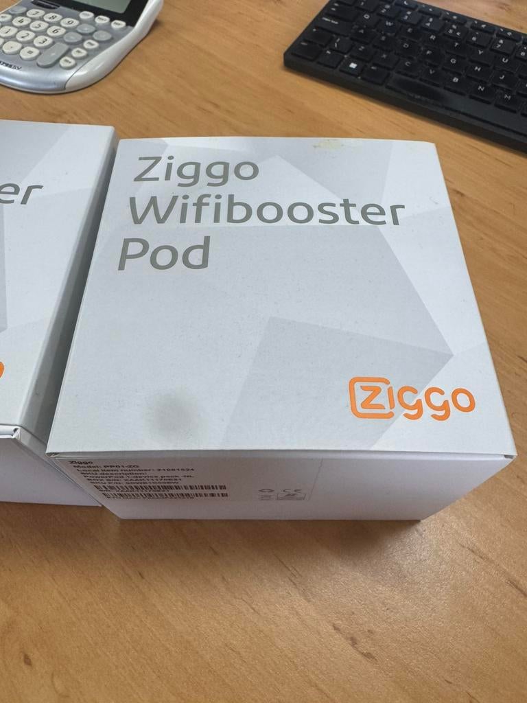 2x ziggo wifibooster pod, Onbekend@gmail.com, Binnencamera, Onbekend, Nieuw