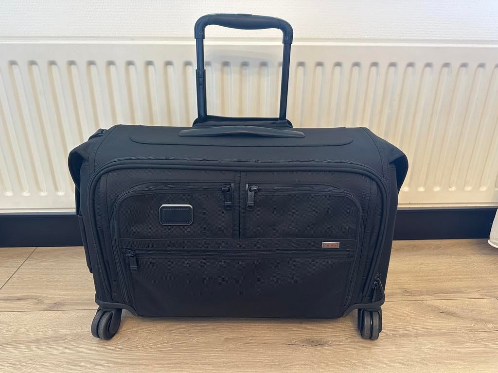 Tumi Alpha koffer Garment Bag handbagage, 50 tot 60 cm, Hard kunststof, Ophalen of Verzenden, Zo goed als nieuw