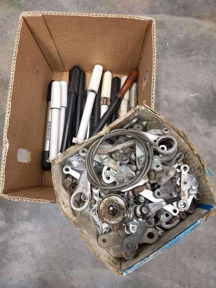 Klein materiaal en verzameling fiets pompjes. Vintage oldtim, Fietsen en Brommers, Fietsonderdelen, Gebruikt, Ophalen of Verzenden