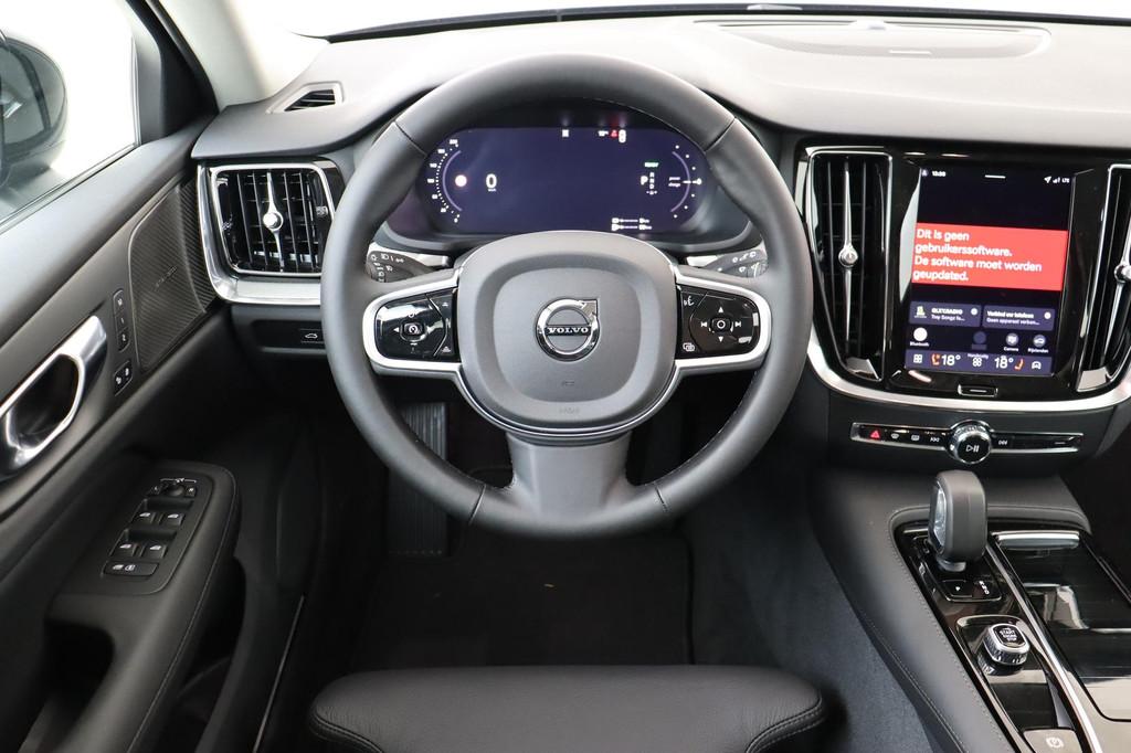 Volvo V60 T8 PLUG-IN HYBRID AWD PLUS PERFORMANCE ED. DARK -H, Auto's, Automaat, 12 maanden, Euro 6, 4 cilinders